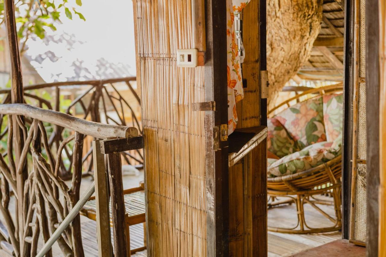 Amami Beach Resort Puerto Galera Ngoại thất bức ảnh