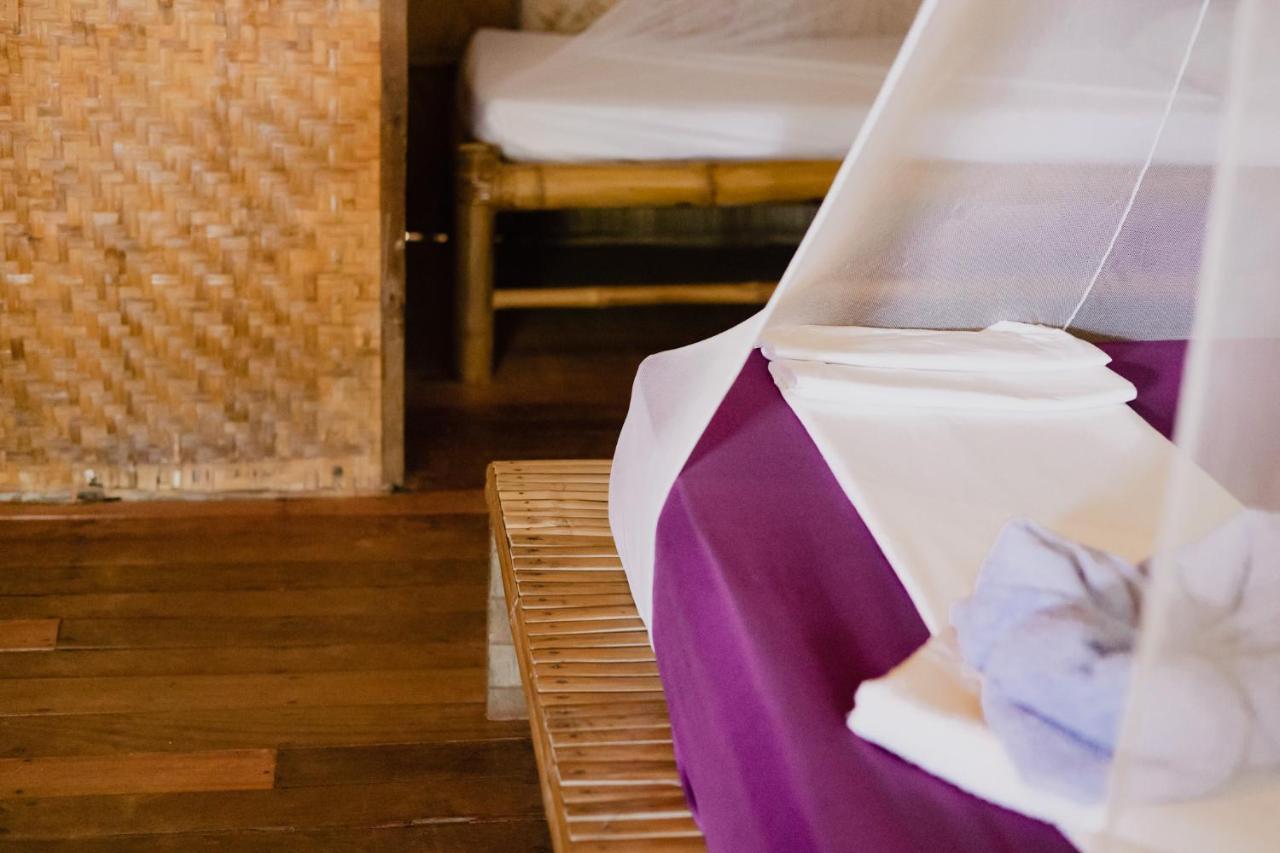 Amami Beach Resort Puerto Galera Ngoại thất bức ảnh