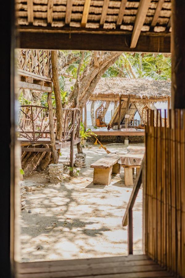 Amami Beach Resort Puerto Galera Ngoại thất bức ảnh