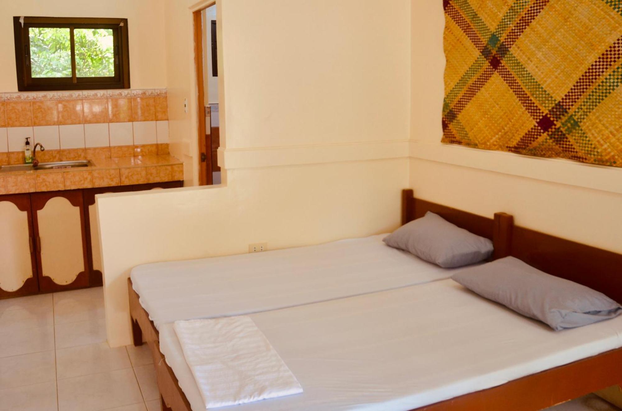 Amami Beach Resort Puerto Galera Ngoại thất bức ảnh